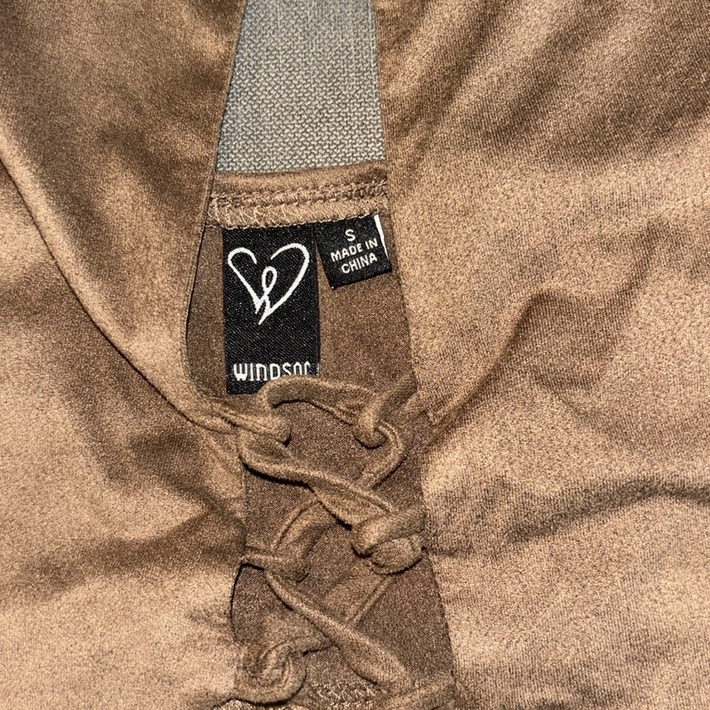 Halter Top - Picture 3 of 4